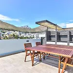 Cosy Oasis In The Heart Of Sea Point