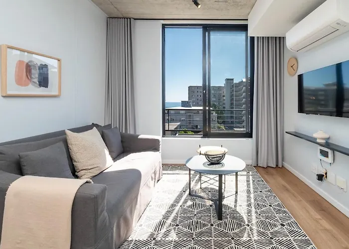 Cosy Oasis In The Heart Of Sea Point
