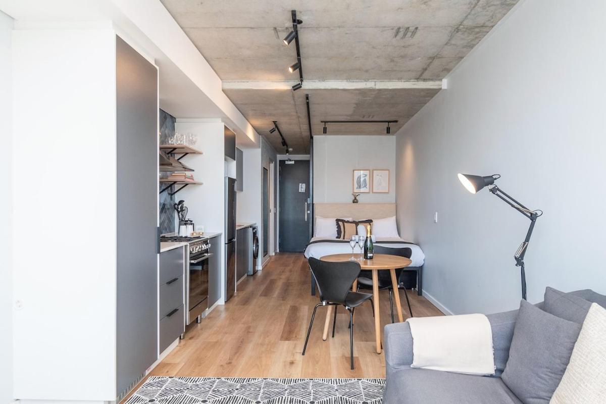 Cosy Oasis In The Heart Of Sea Point Apartment Cape Town
