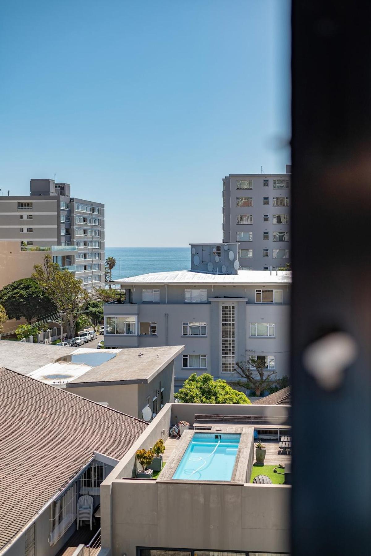 Apartment Cosy Oasis In The Heart Of Sea Point Cape Town