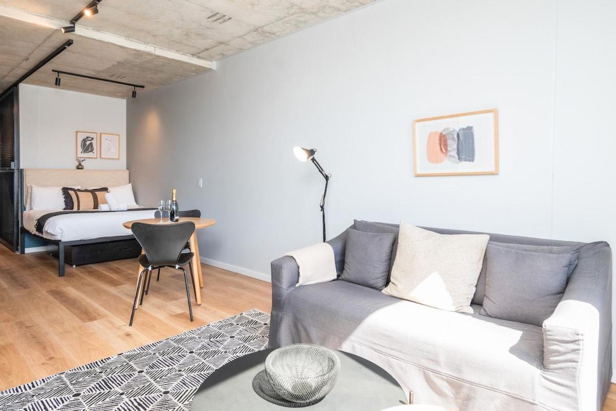 Cosy Oasis In The Heart Of Sea Point Cape Town
