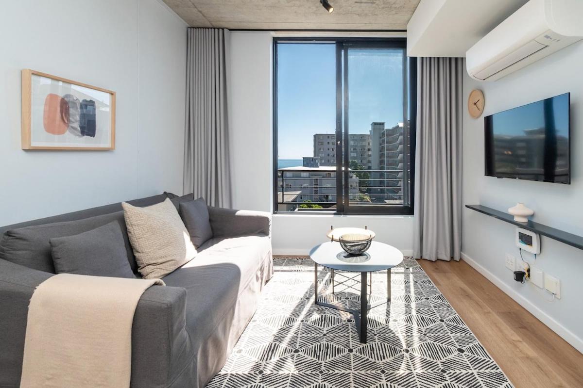 Cosy Oasis In The Heart Of Sea Point Cape Town